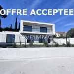 Villa contemporaine à vendre à Ceyreste avec vue mer et piscine de 150 m²