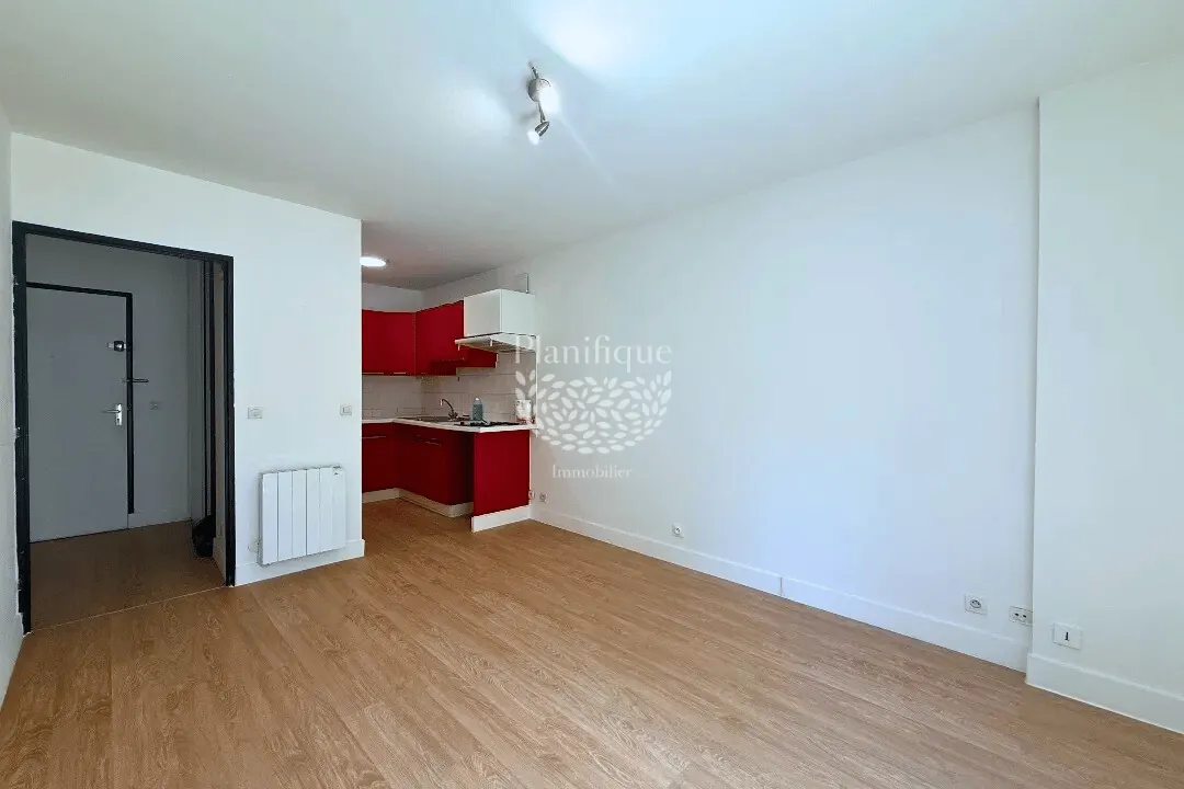 Appartement T2 lumineux avec balcon à Thonon-les-Bains - Résidence sécurisée 