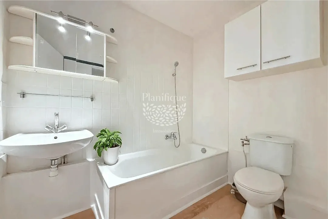 Appartement T2 lumineux avec balcon à Thonon-les-Bains - Résidence sécurisée 
