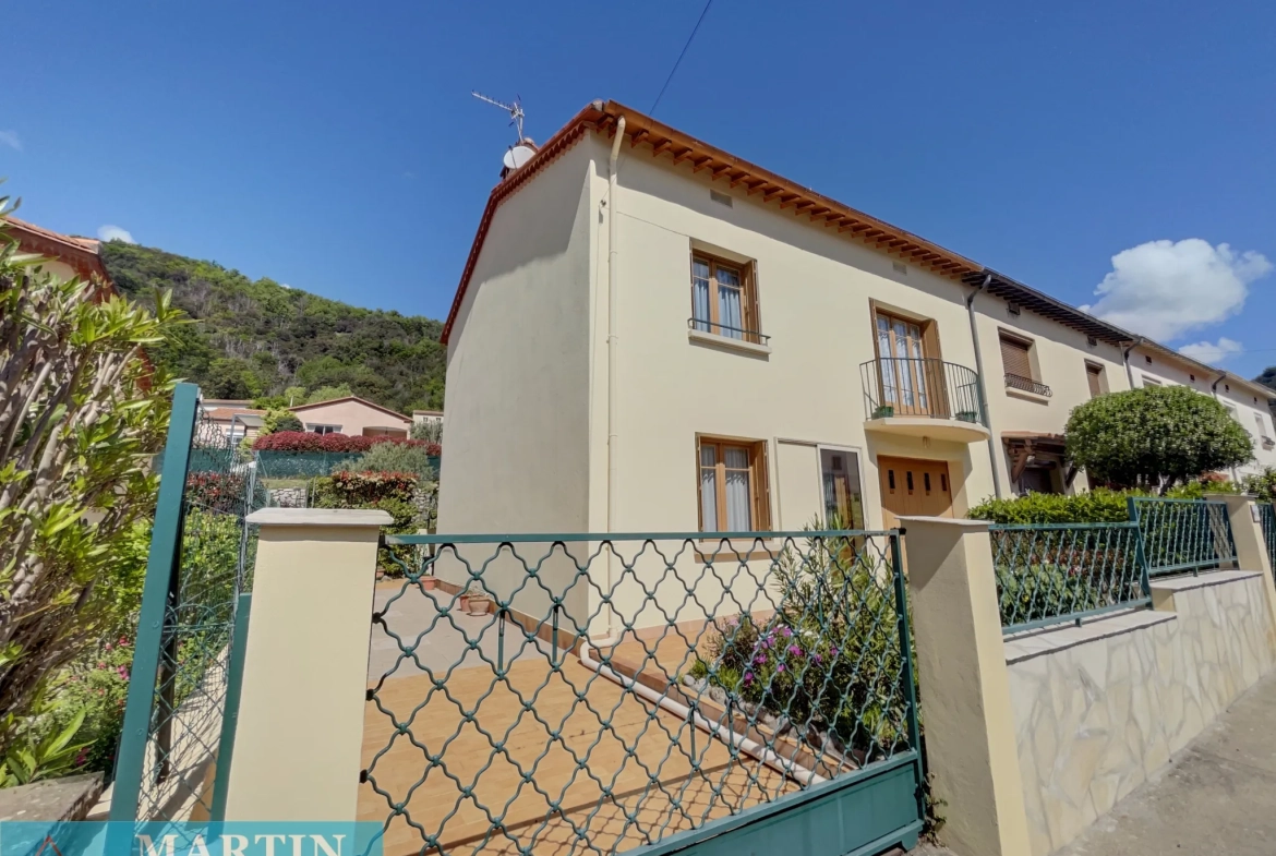 Appartement à vendre à Arles-sur-Tech - Maison 89 m² avec jardin et vue montagne 