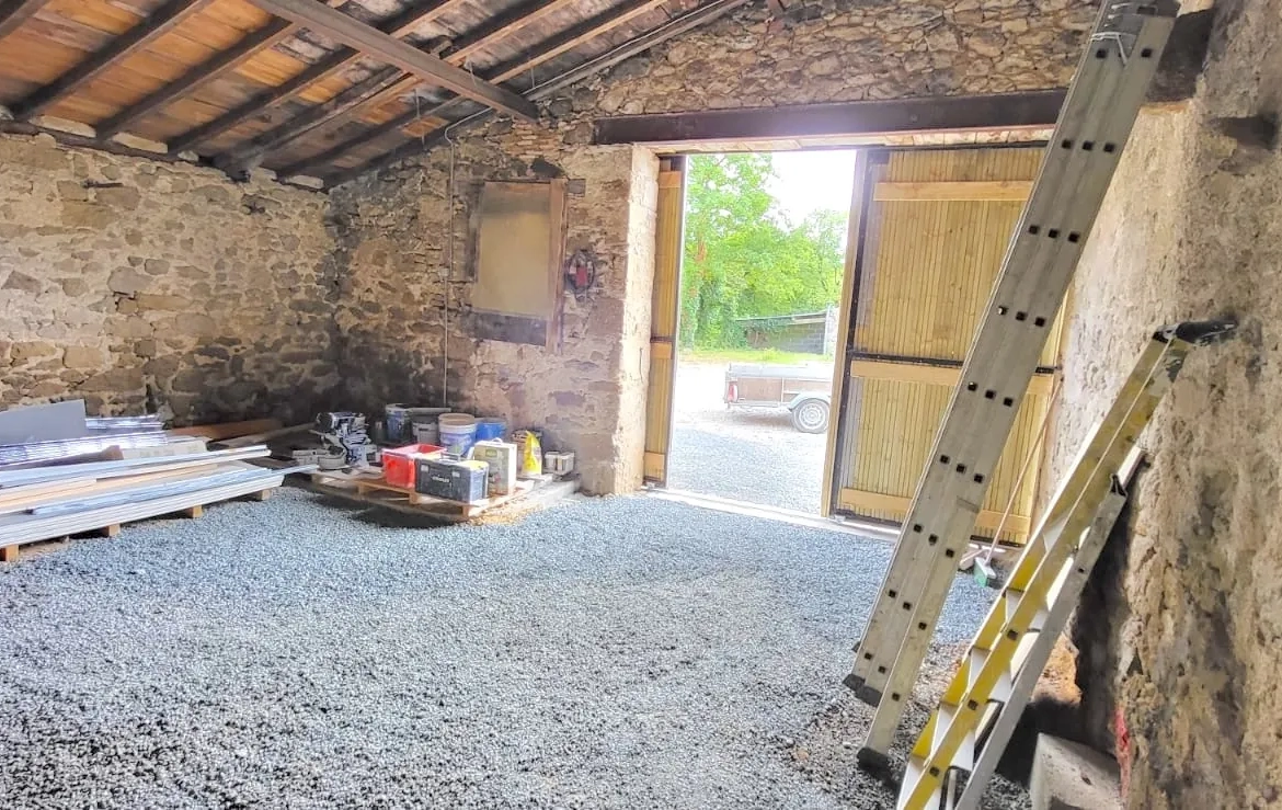 Maison à vendre à Cugand avec 3 chambres, jardin et garage - Résidence paisible 