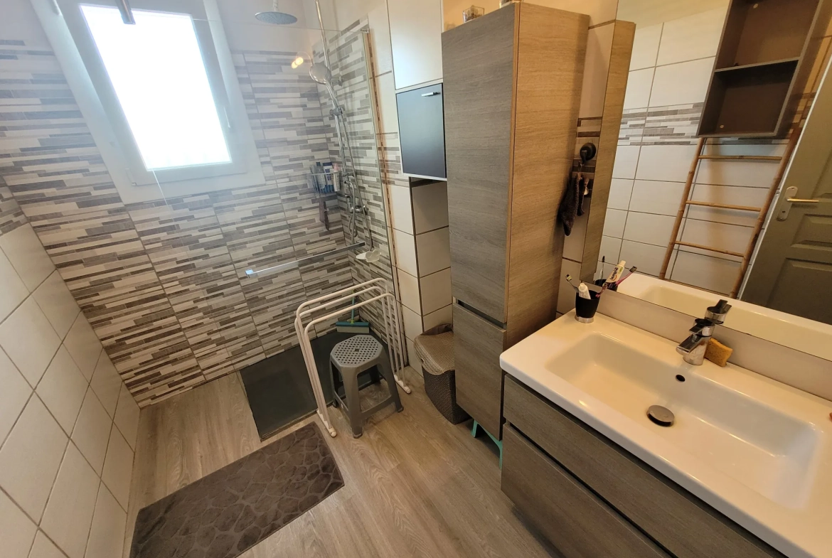 Maison 3 chambres avec sous-sol, proche autoroute à Marmande dans un secteur calme 