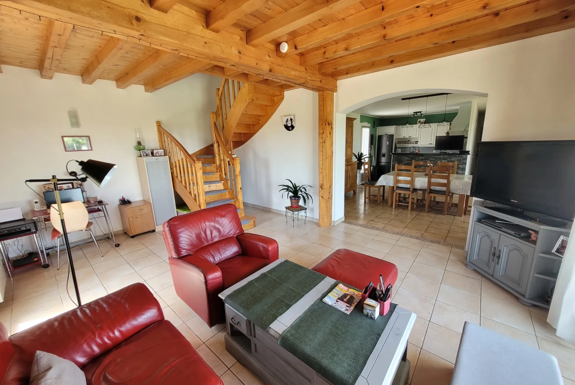 Maison 3 chambres avec sous-sol, proche autoroute à Marmande dans un secteur calme 
