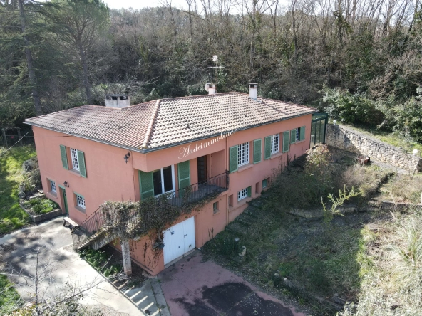 Maison à Rénover avec Grand Jardin à Esperaza en Haute-Vallée de l'Aude