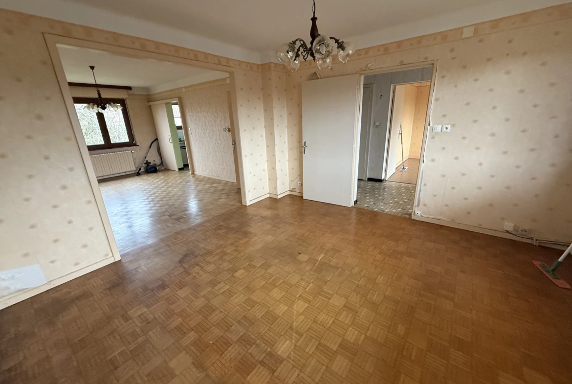 Maison À Vendre à Han-Sur-Nied - 3 Chambres, Garage, Jardin, 199000€ 