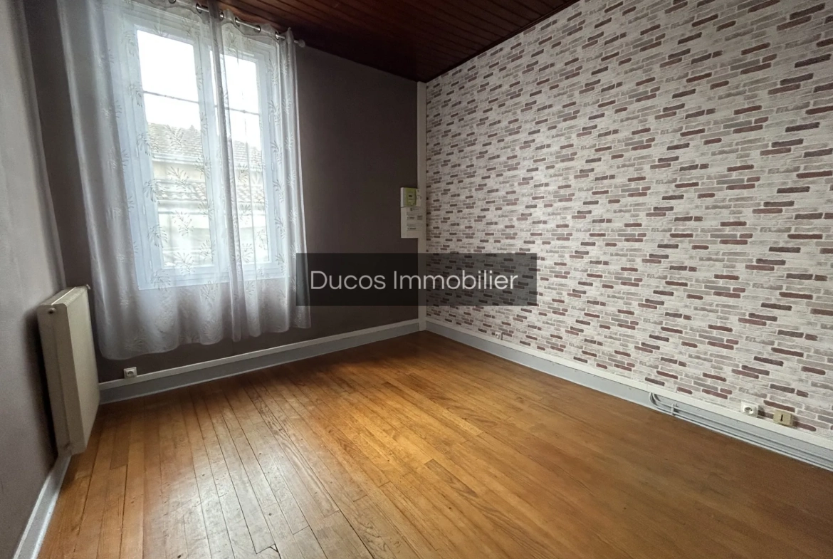 Maison familiale de 2 chambres avec garage et jardin à Marmande 