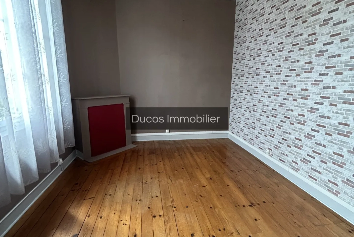 Maison familiale de 2 chambres avec garage et jardin à Marmande 