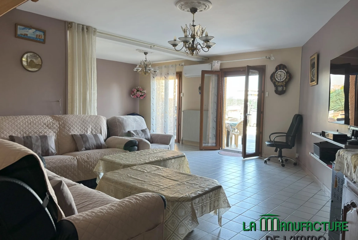 Maison de plain-pied avec terrasse et jardin à Saint-Étienne - 103 m² 