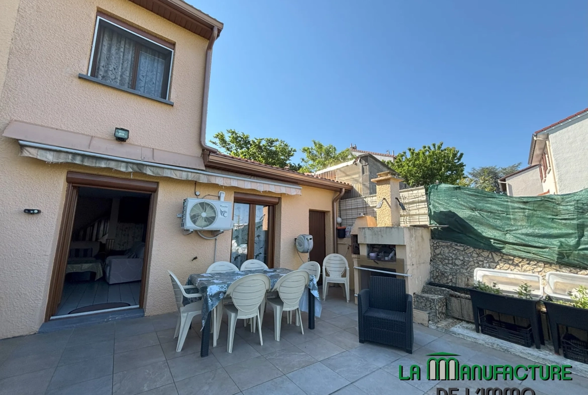 Maison de plain-pied avec terrasse et jardin à Saint-Étienne - 103 m² 