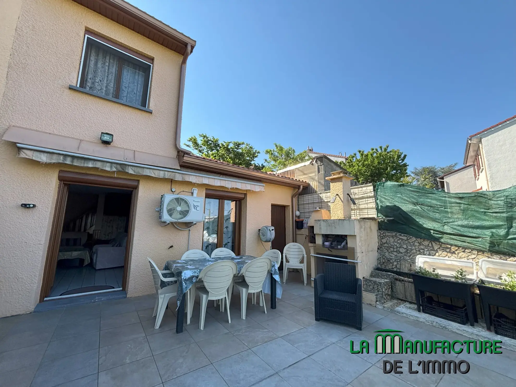 Maison de plain-pied avec terrasse et jardin à Saint-Étienne - 103 m² 