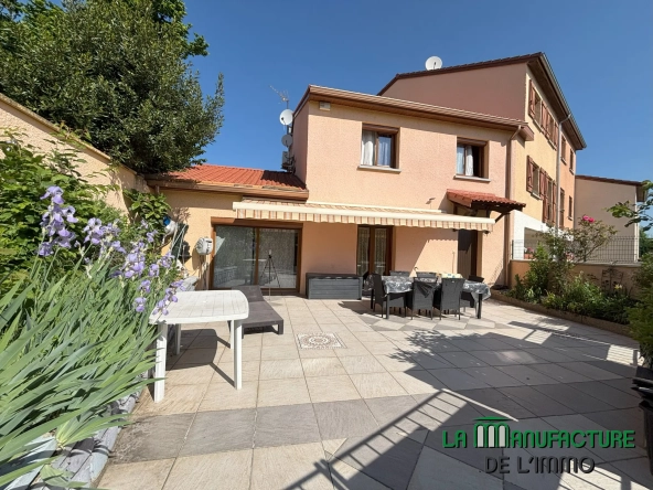 Maison de plain-pied avec terrasse et jardin à Saint-Étienne - 103 m²
