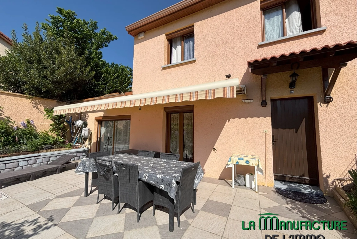 Maison de plain-pied avec terrasse et jardin à Saint-Étienne - 103 m² 
