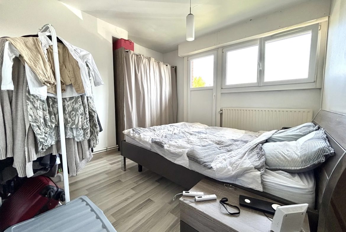Maison de 112m² à Hem avec jardin et 3 chambres, idéale famille 