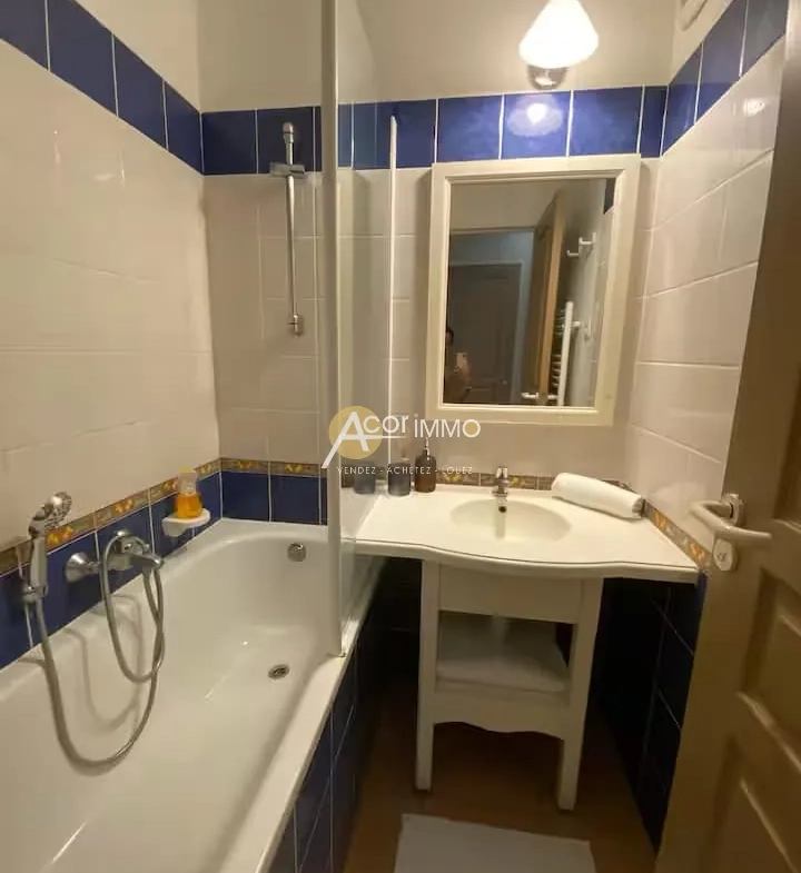 Appartement T2 de 27m² avec piscine et tennis à Six Fours Les Plages 