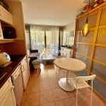 Appartement T2 lumineux avec terrasse, parking et loisirs à Six Fours Les Plages