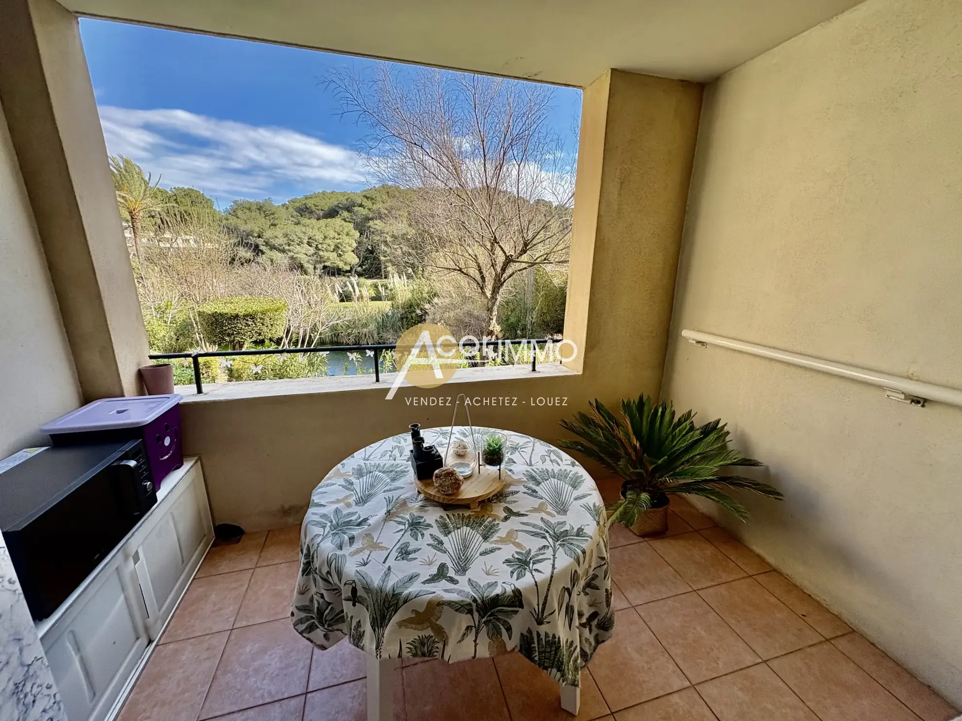 Appartement T2 de 27m² avec piscine et tennis à Six Fours Les Plages 
