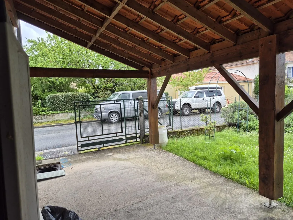 Maison de village spacieuse à Razac-sur-l'Isle Near Périgueux 