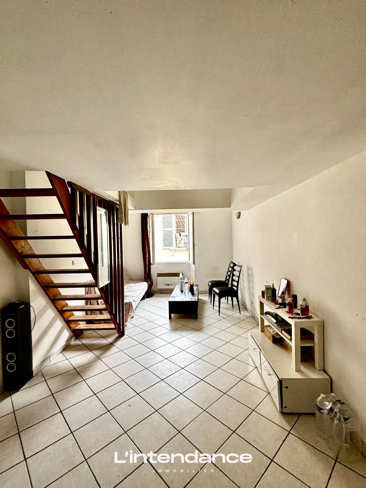 Appartement T2 à Toulon de 40 m² avec mezzanine, idéal investissement 
