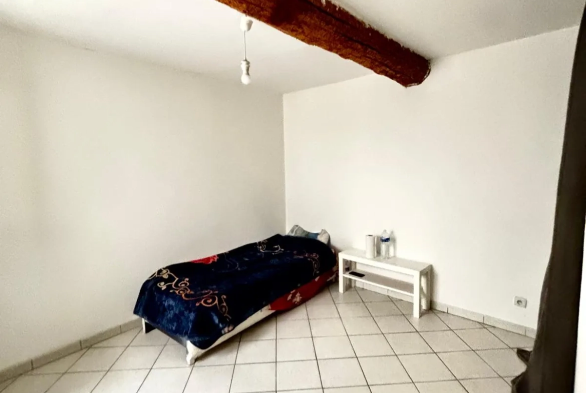 Appartement T2 à Toulon de 40 m² avec mezzanine, idéal investissement 