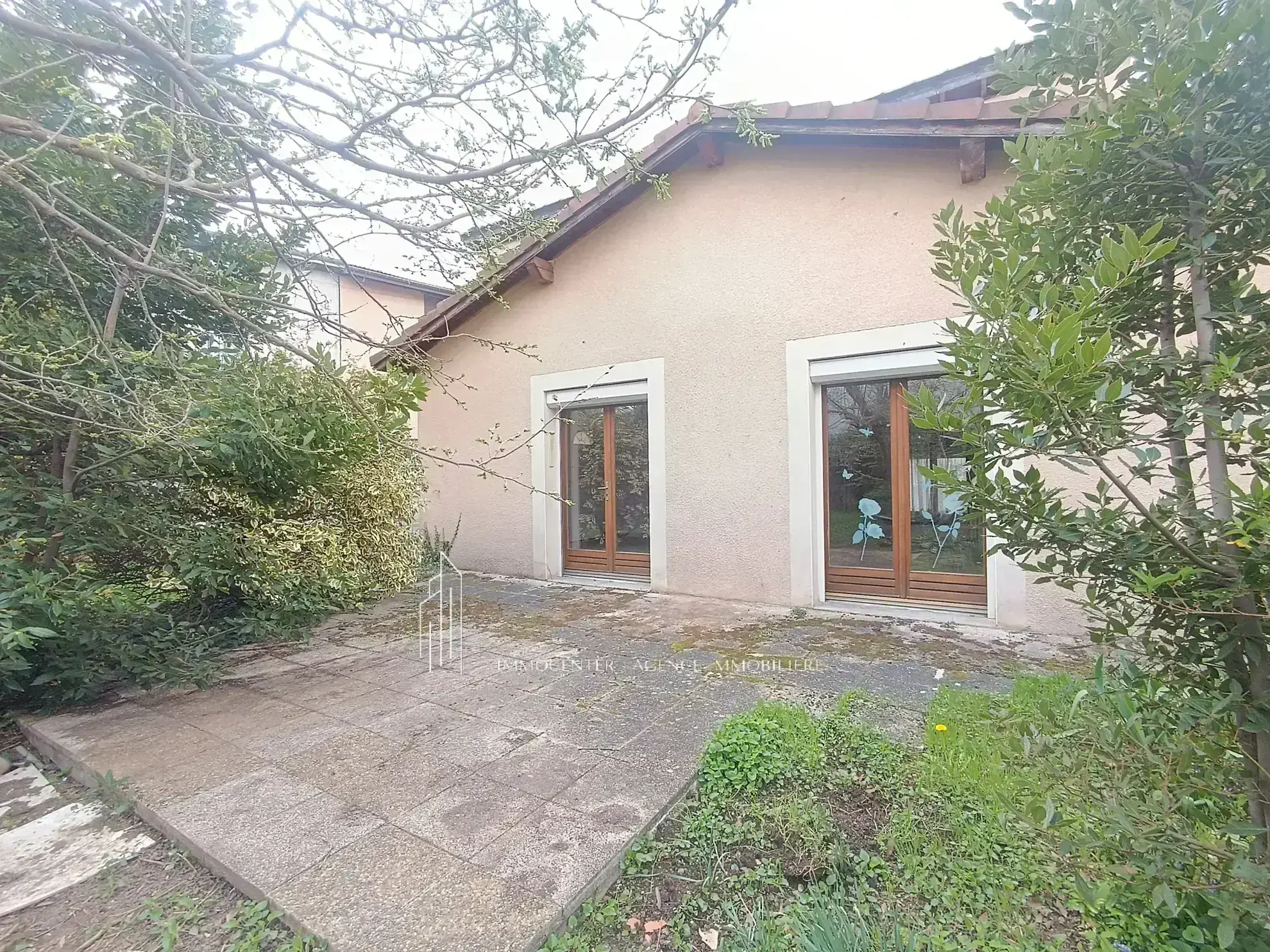 Maison à Bourg-de-Péage de 115 m² avec jardin de 381 m² à vendre 