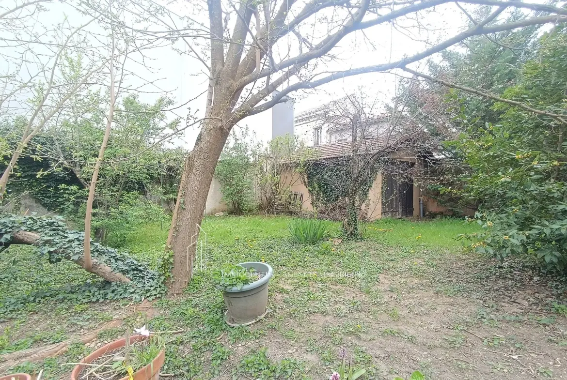 Maison à Bourg-de-Péage de 115 m² avec jardin de 381 m² à vendre 