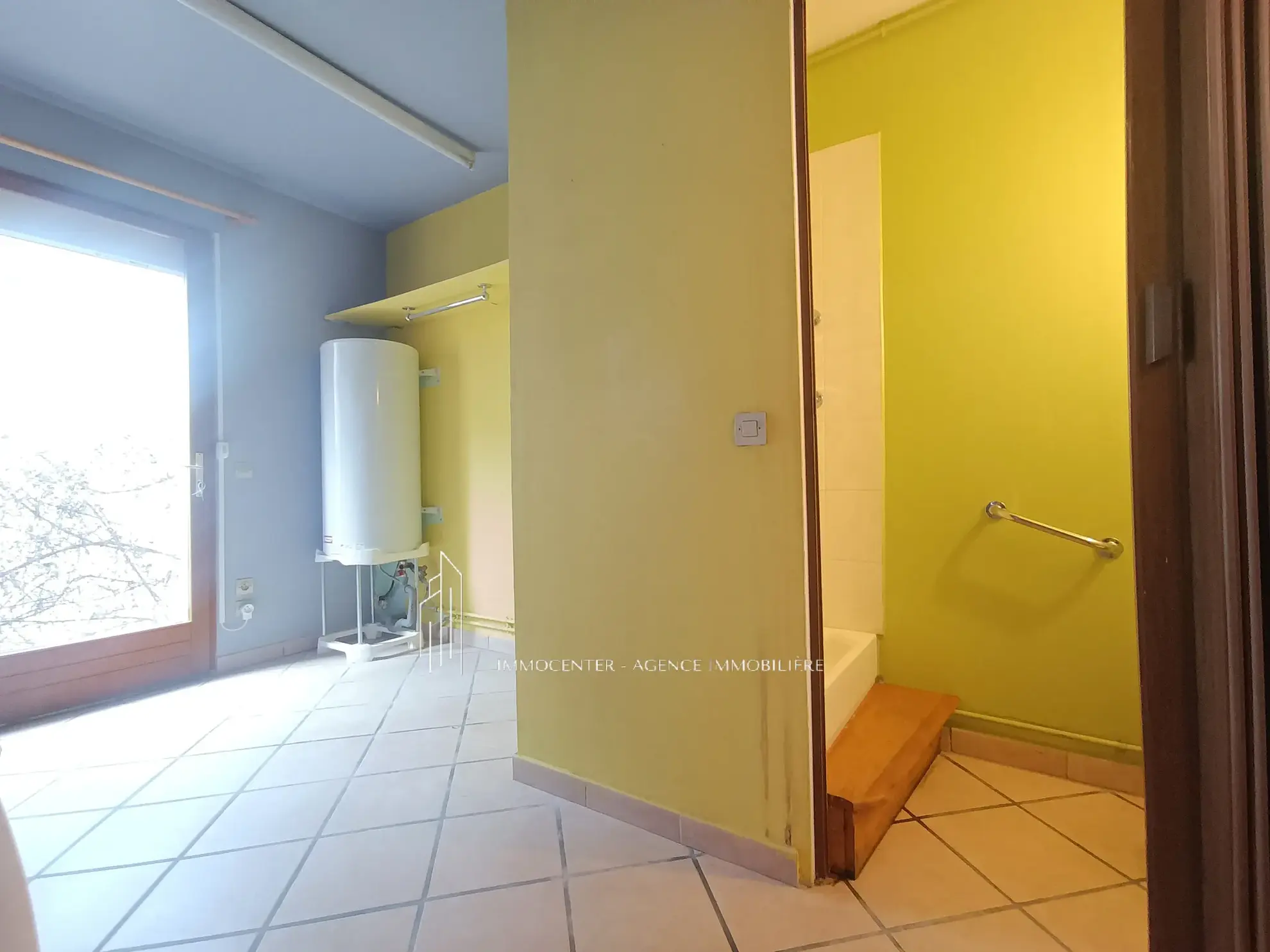 Maison à Bourg-de-Péage de 115 m² avec jardin de 381 m² à vendre 