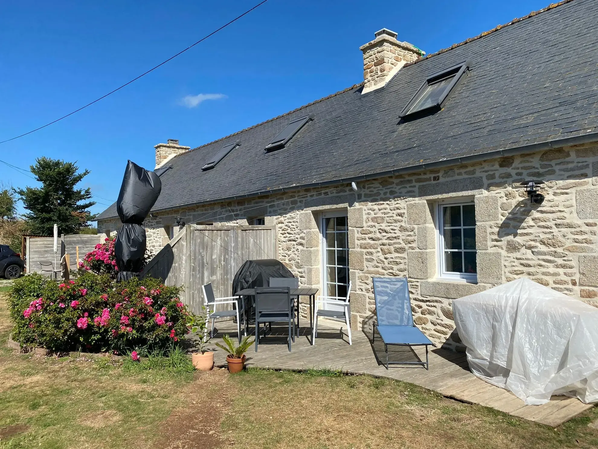 Charmante maison avec 2 chambres à Guissény - 85m², jardin, terrasse 