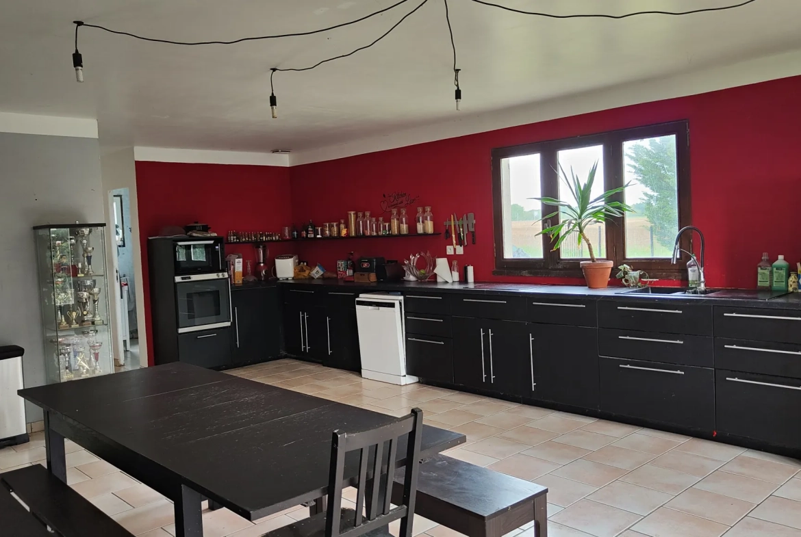 À vendre maison de campagne à Aillas, 7 pièces, 186 m² avec terrain de 9170 m² 