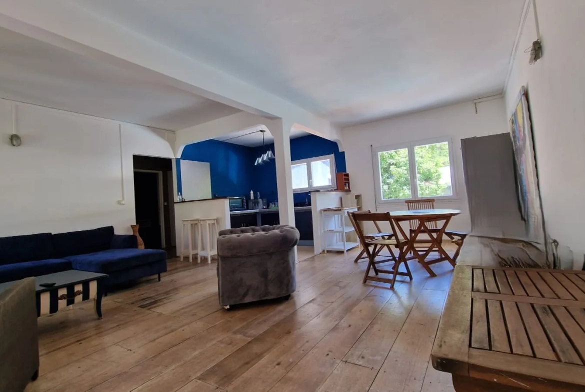 Superbe appartement T4 à Bellefontaine, proche plage avec piscine et terrasse, idéal pour résidence ou investissement 