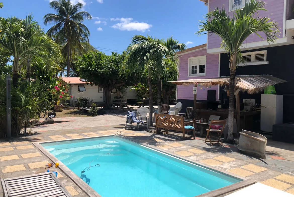Superbe appartement T4 à Bellefontaine, proche plage avec piscine et terrasse, idéal pour résidence ou investissement 