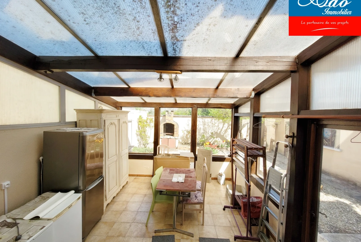 Maison de ville à vendre à Sainte-Savine – Charme et confort proche Troyes 