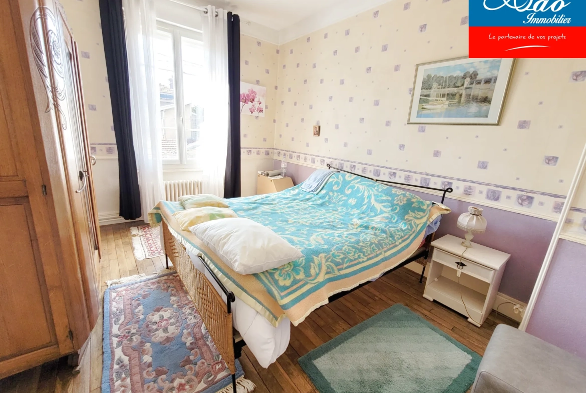 Maison de ville à vendre à Sainte-Savine – Charme et confort proche Troyes 