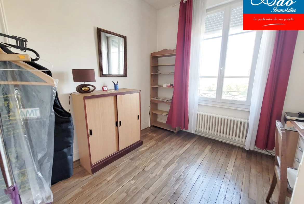 Maison de ville à vendre à Sainte-Savine – Charme et confort proche Troyes 