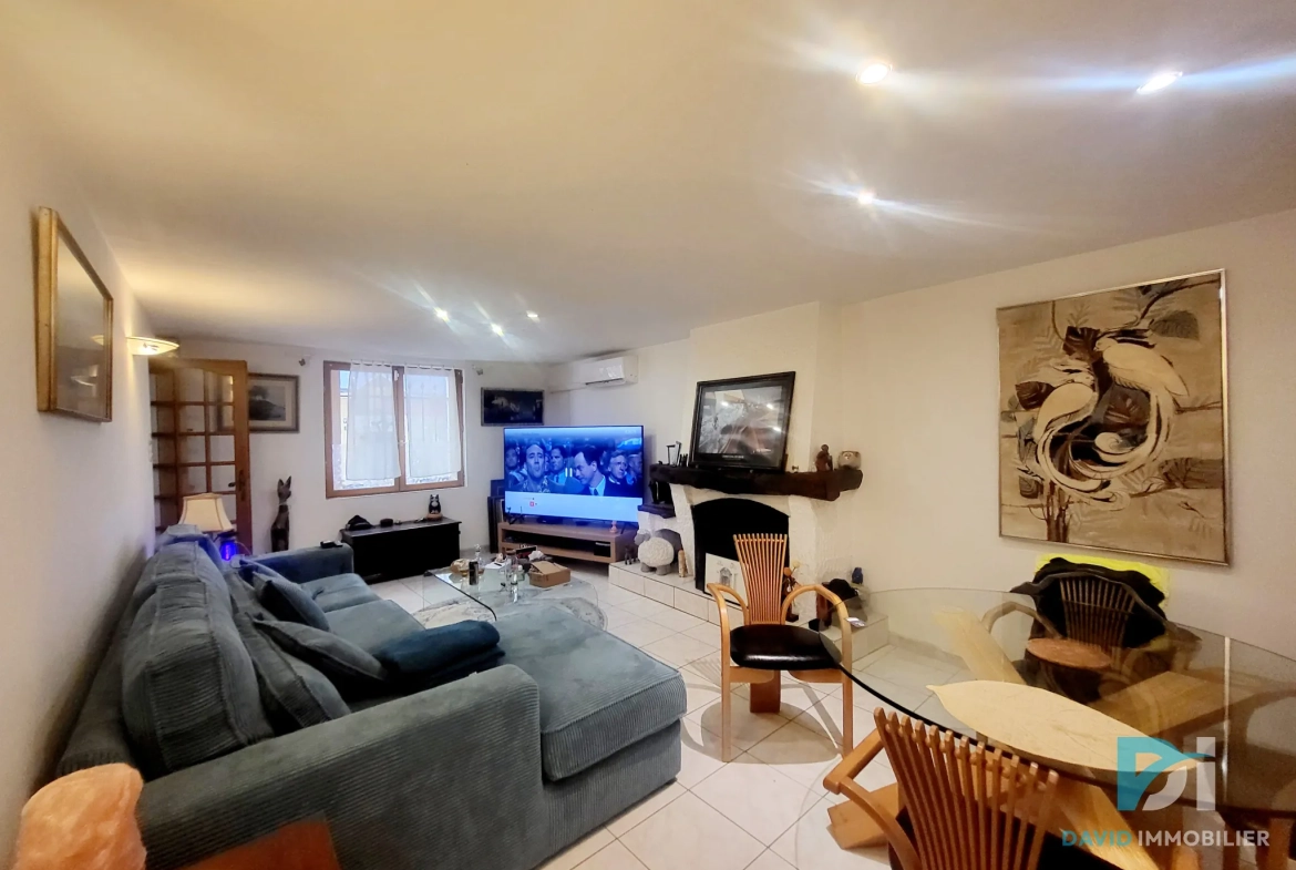 Maison de ville avec garage à Pomérols de plus de 130 m² 