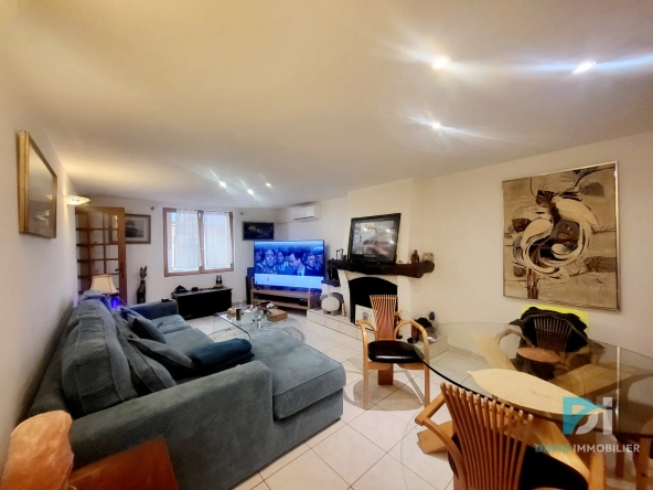Maison de ville avec garage à Pomérols de plus de 130 m²