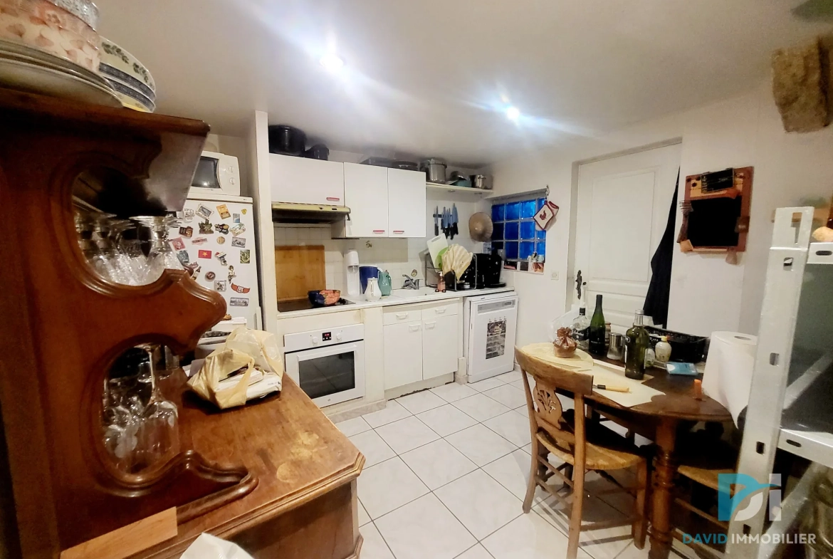 Maison de ville avec garage à Pomérols de plus de 130 m² 