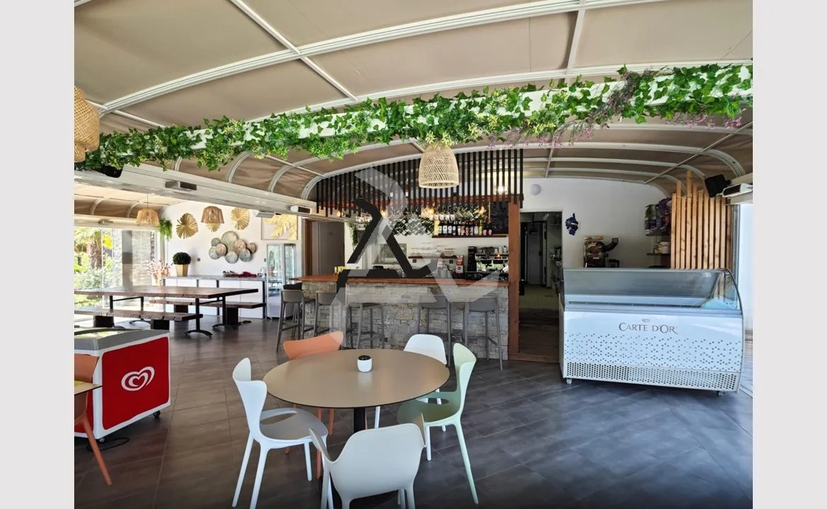 Appartement T2 lumineux dans résidence sécurisée près de Porto-Vecchio, Corse 