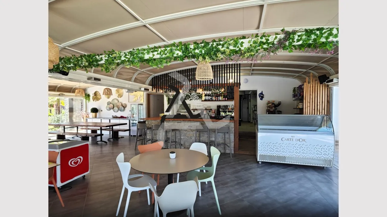 Appartement T2 lumineux dans résidence sécurisée près de Porto-Vecchio, Corse 