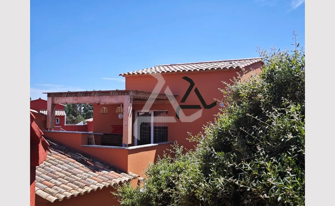 Appartement T2 lumineux dans résidence sécurisée près de Porto-Vecchio, Corse 