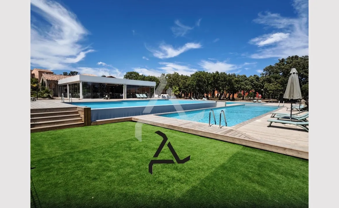 Appartement T2 lumineux dans résidence sécurisée près de Porto-Vecchio, Corse 