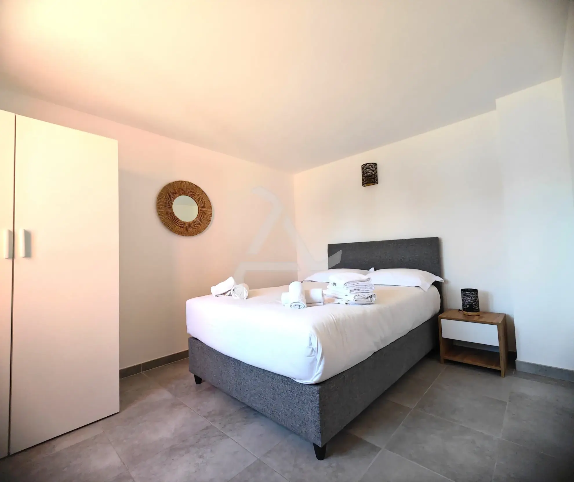 Appartement T2 lumineux dans résidence sécurisée près de Porto-Vecchio, Corse 