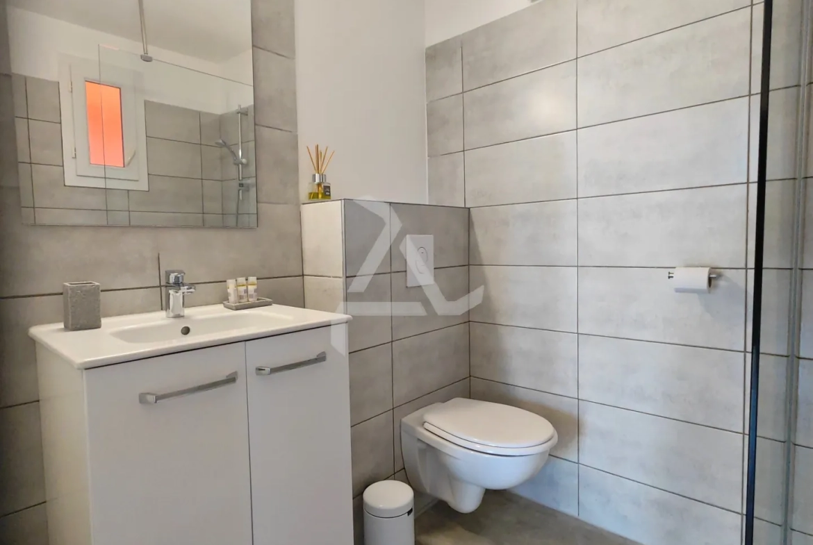 Appartement T2 lumineux dans résidence sécurisée près de Porto-Vecchio, Corse 