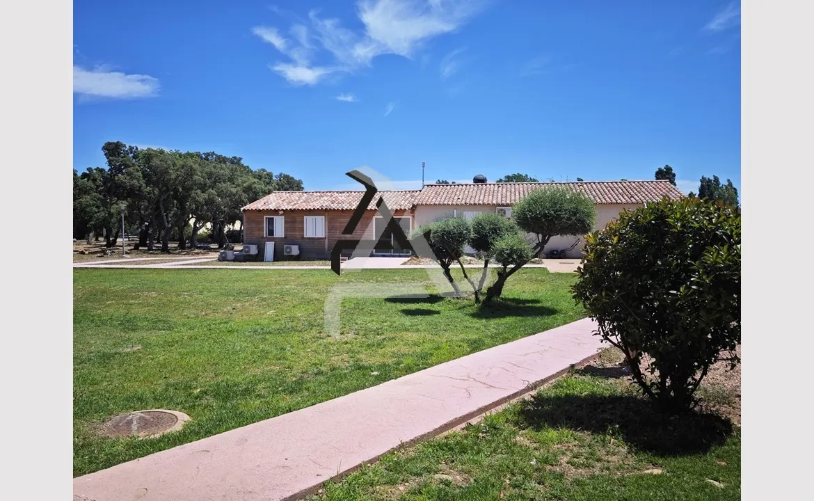 Appartement T2 lumineux dans résidence sécurisée près de Porto-Vecchio, Corse 