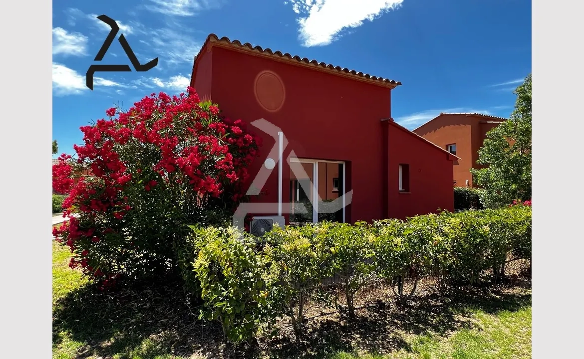 Appartement T2 lumineux dans résidence sécurisée près de Porto-Vecchio, Corse 