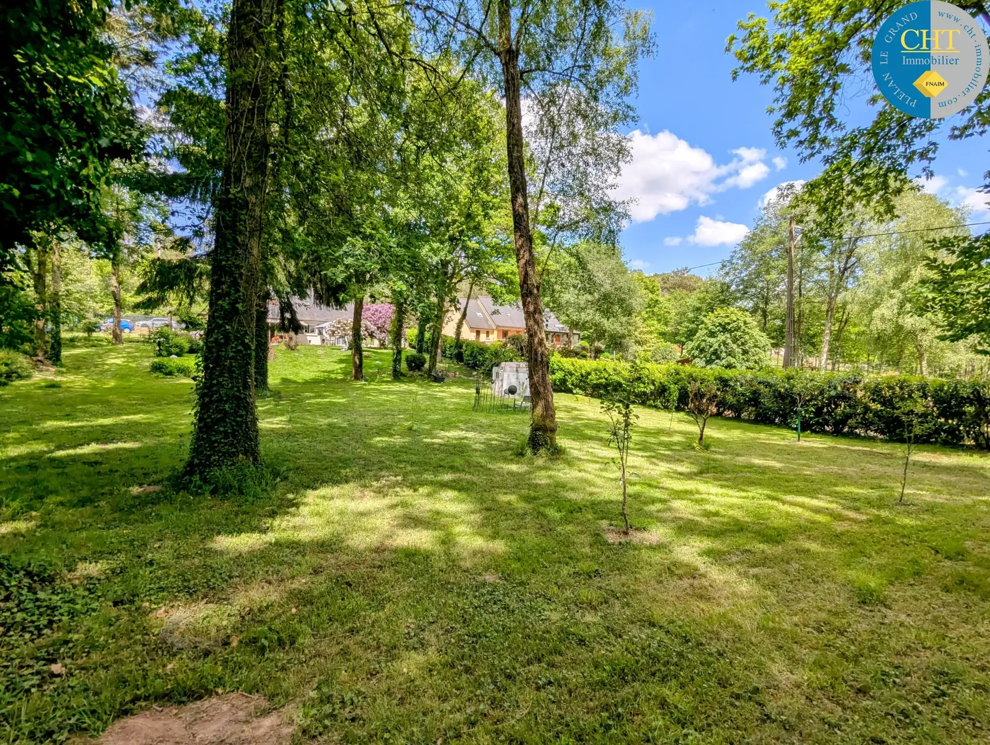 Maison en vente proche de la forêt de Brocéliande avec terrain arboré 