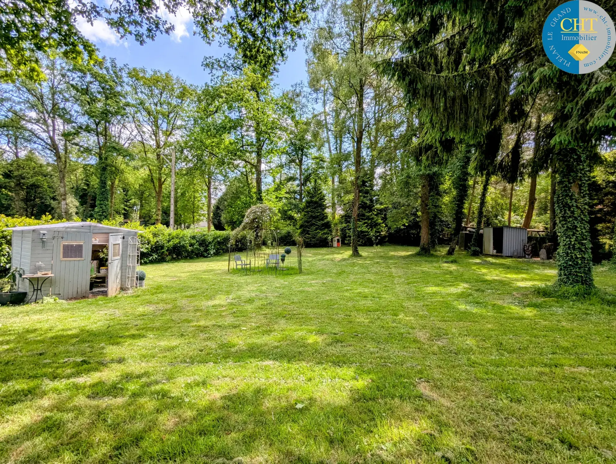 Maison en vente proche de la forêt de Brocéliande avec terrain arboré 