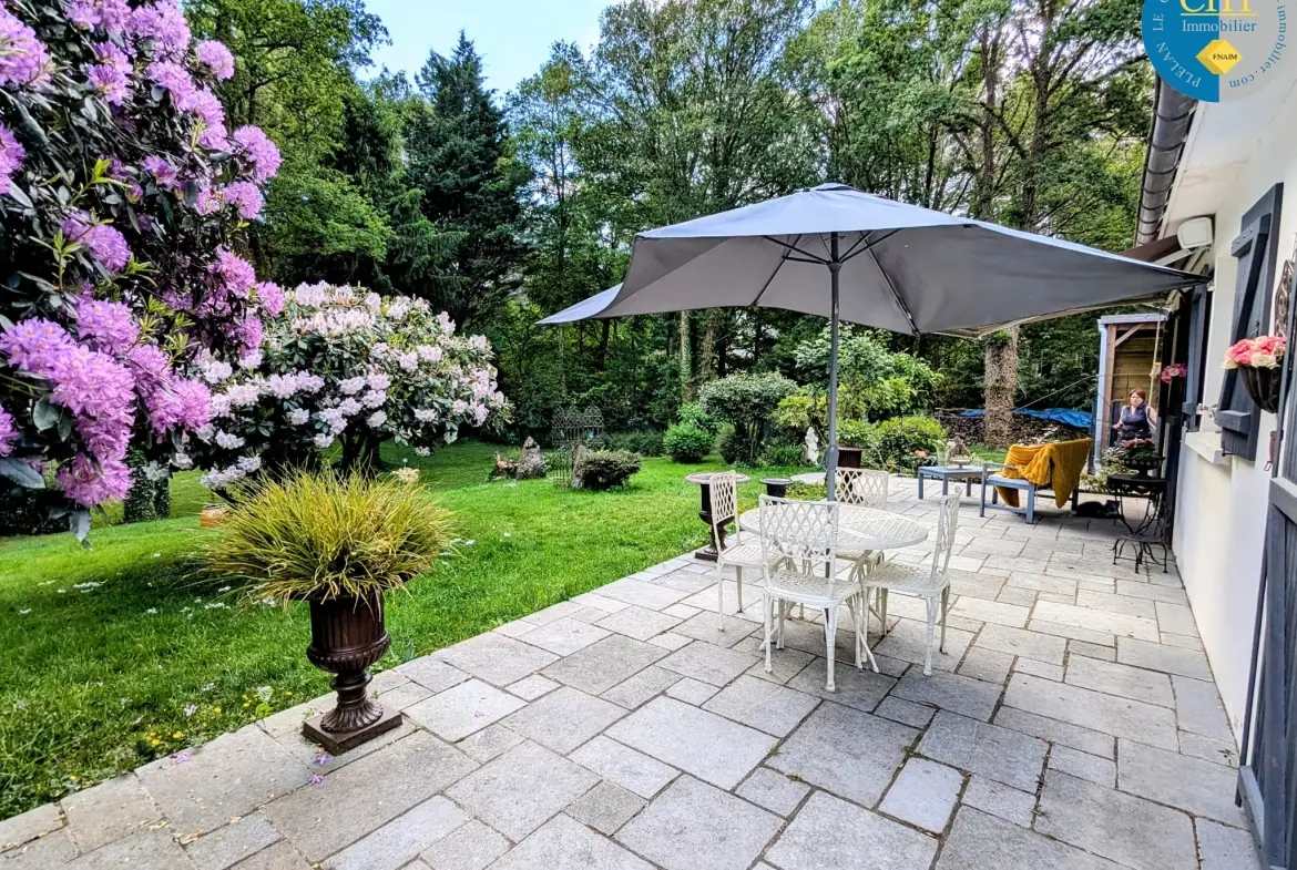 Maison en vente proche de la forêt de Brocéliande avec terrain arboré 