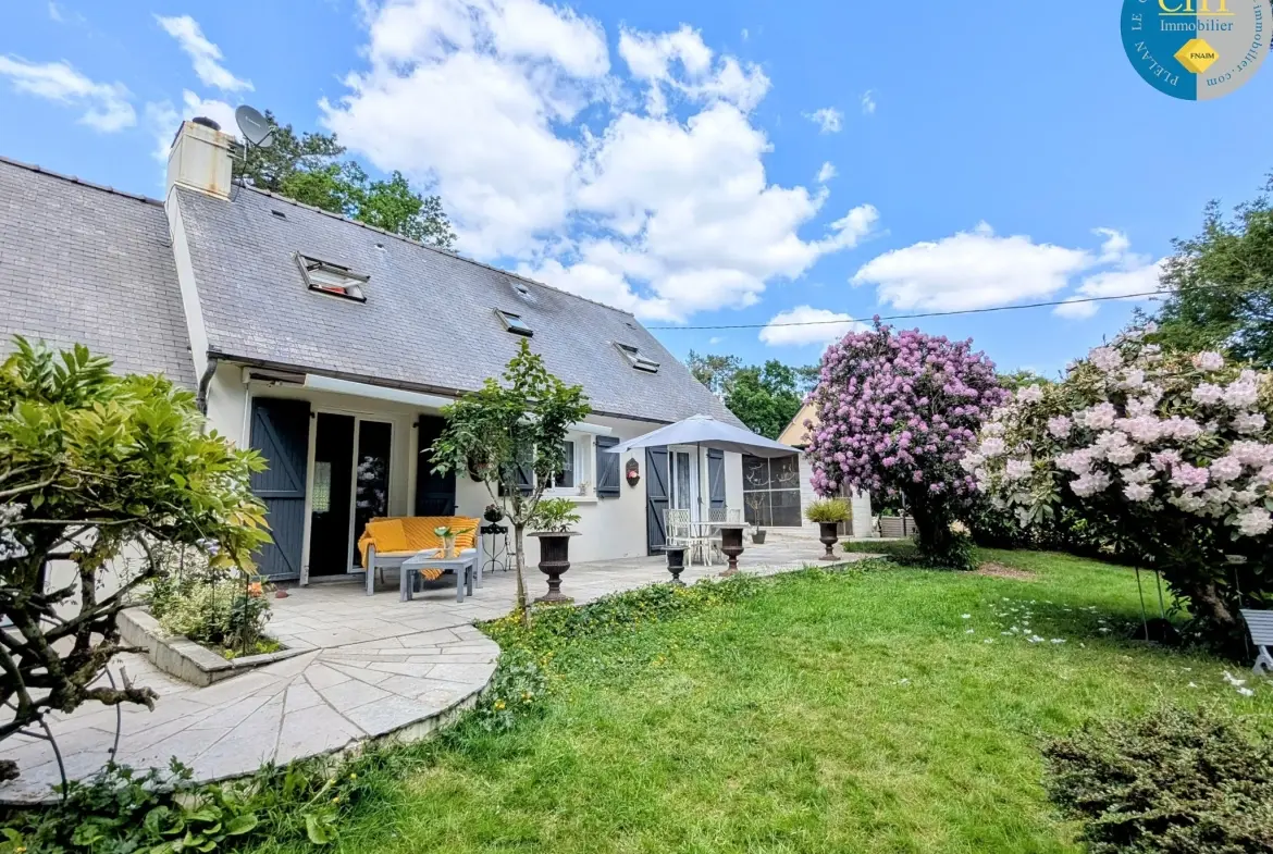 Maison en vente proche de la forêt de Brocéliande avec terrain arboré 