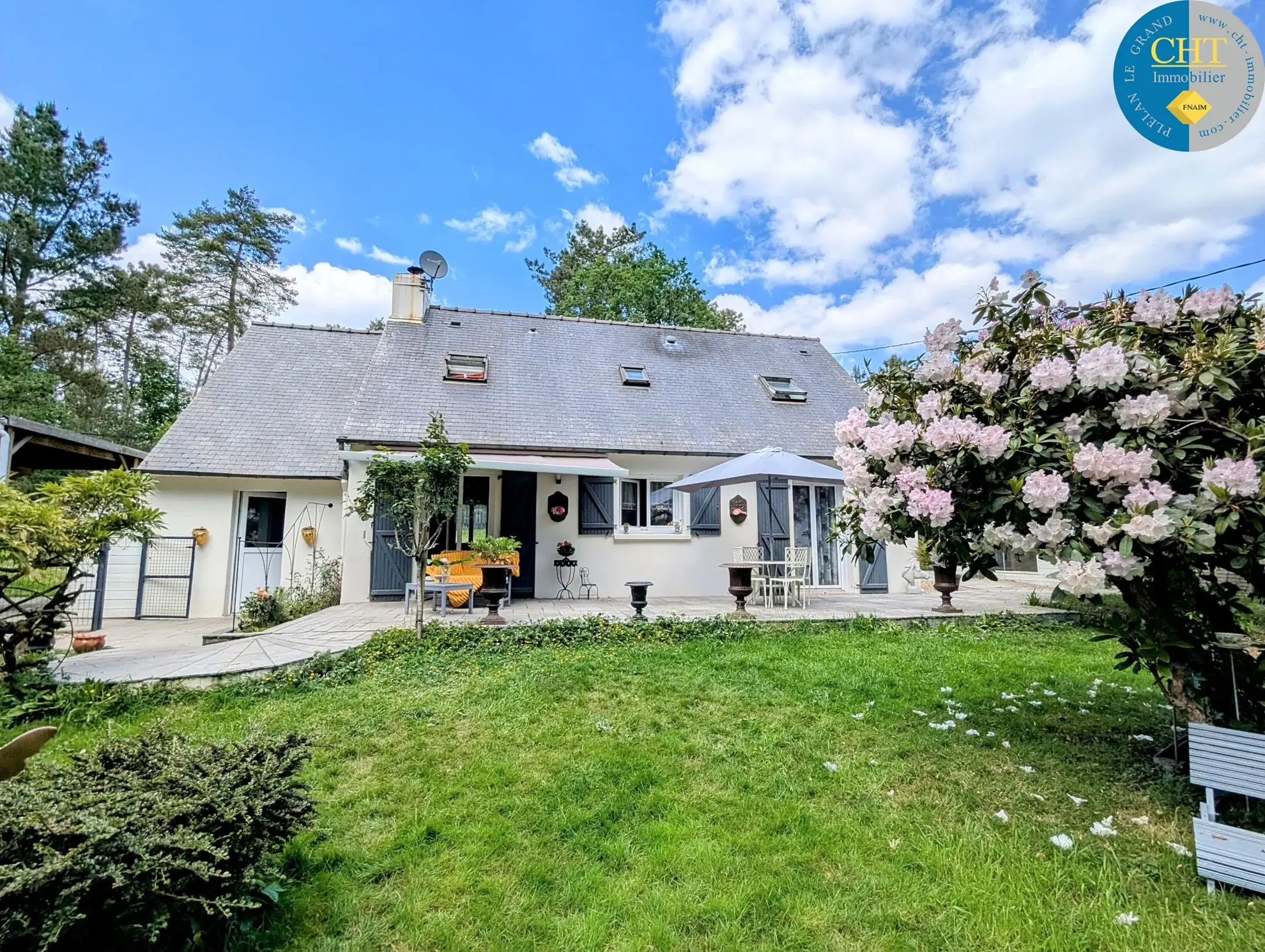 Maison en vente proche de la forêt de Brocéliande avec terrain arboré 