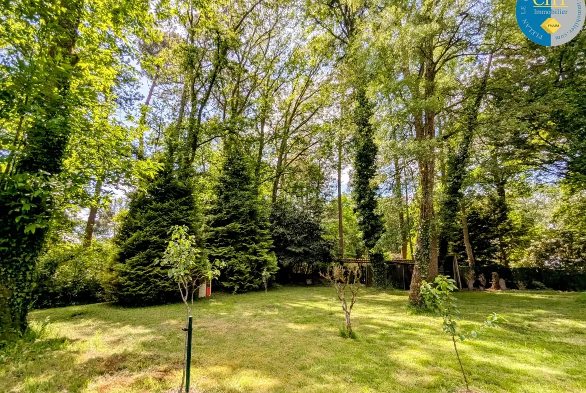 Maison en vente proche de la forêt de Brocéliande avec terrain arboré 